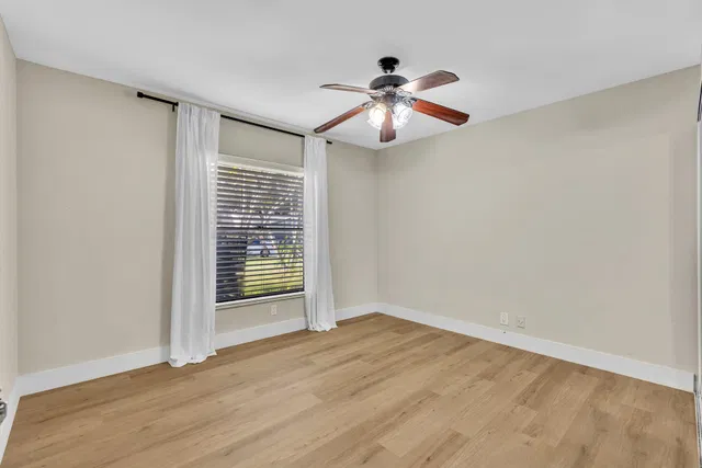 Residence photo 38