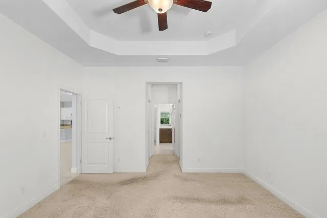 Residence photo 17