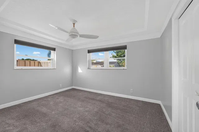 Residence photo 22