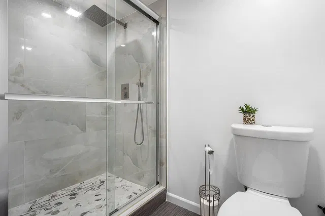  Unit 103 photo 18
