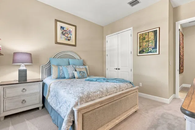  Residence photo 8