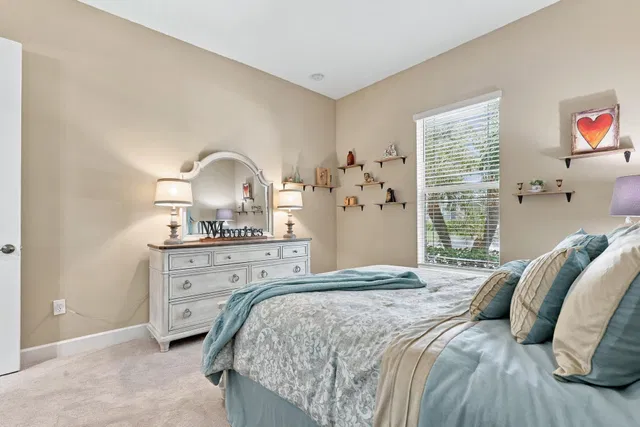  Residence photo 9
