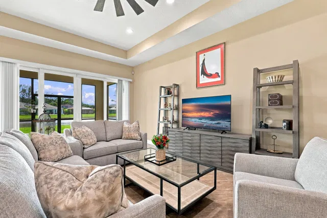  Residence photo 19
