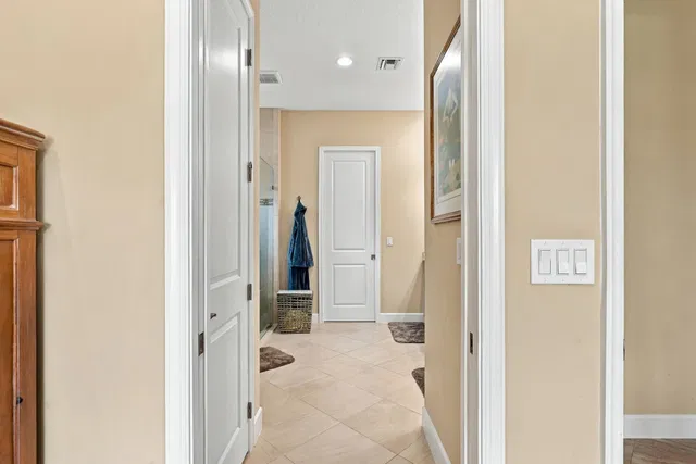  Residence photo 48