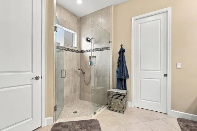 Residence photo 50