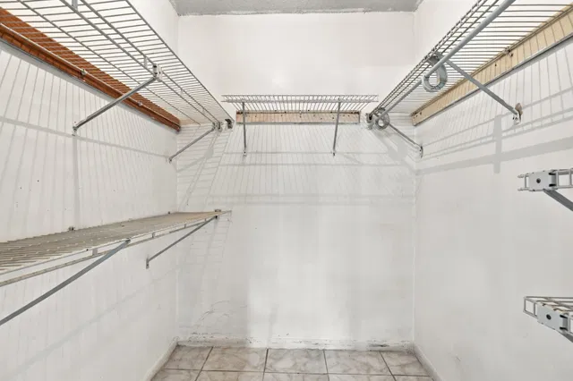 Unit 102 photo 22
