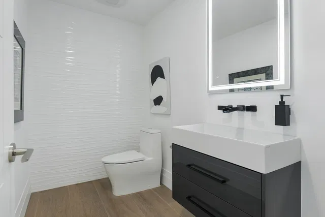  Residence photo 6