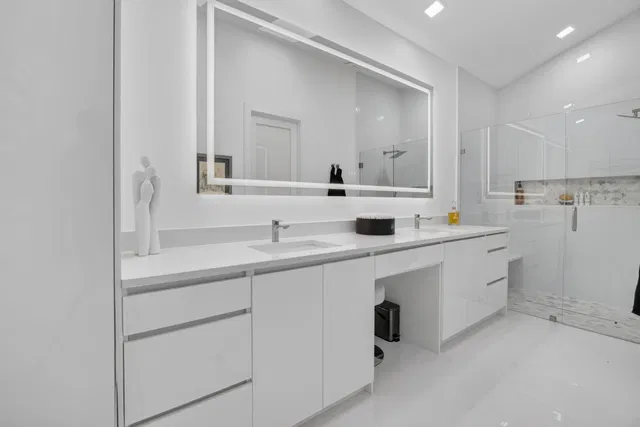 Residence photo 34