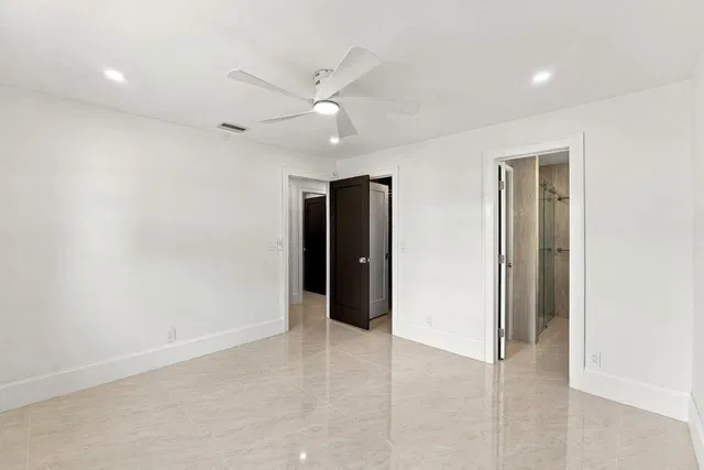 Residence photo 18