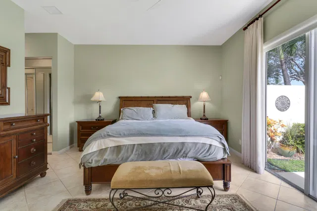  Residence photo 24