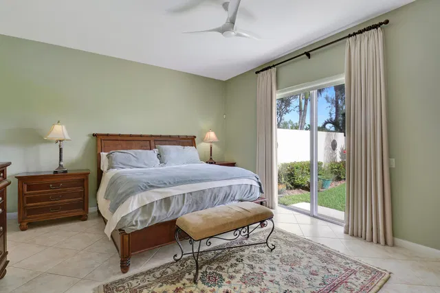  Residence photo 25