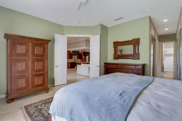 Residence photo 26