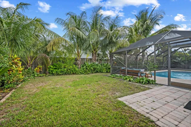  Residence photo 28