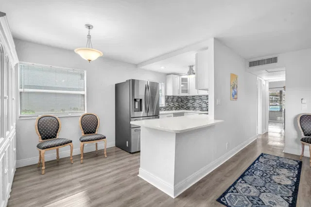 Residence photo 8