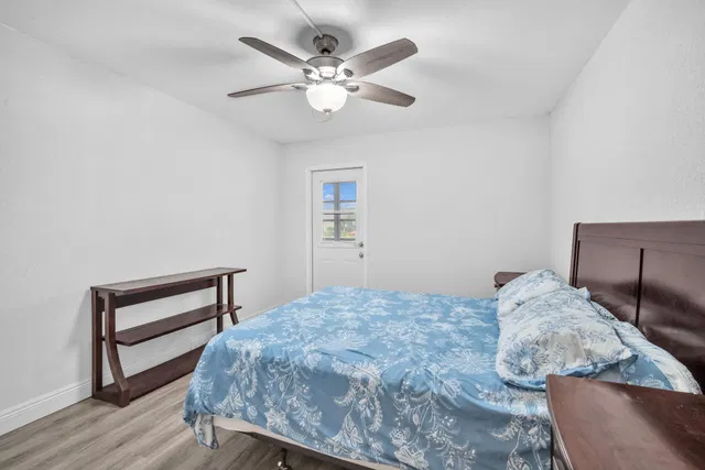 Residence photo 18