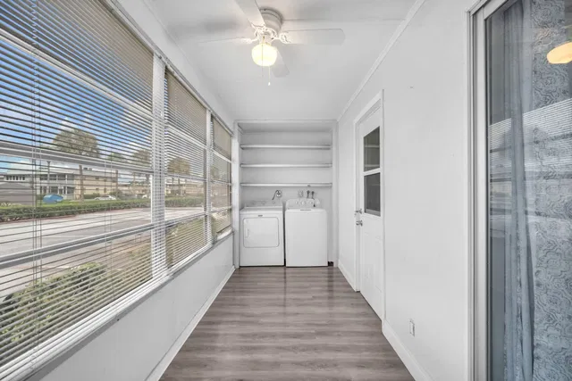 Residence photo 24
