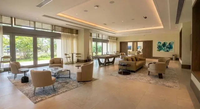 Nautilus 220 Unit 1607 photo 7