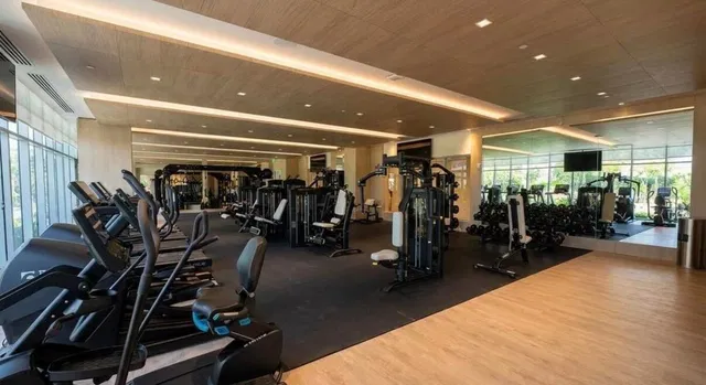 Nautilus 220 Unit 1607 photo 10