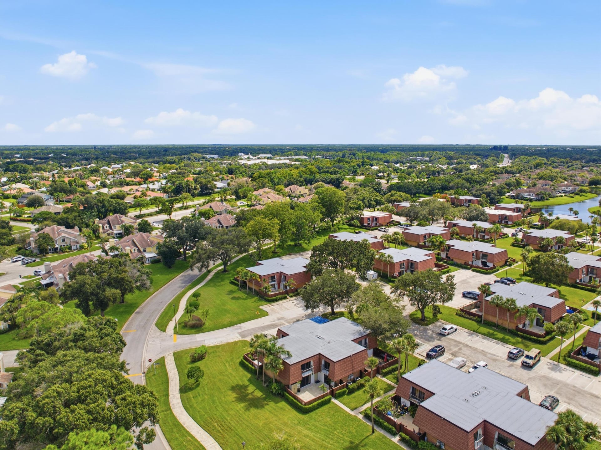  Residence photo 29