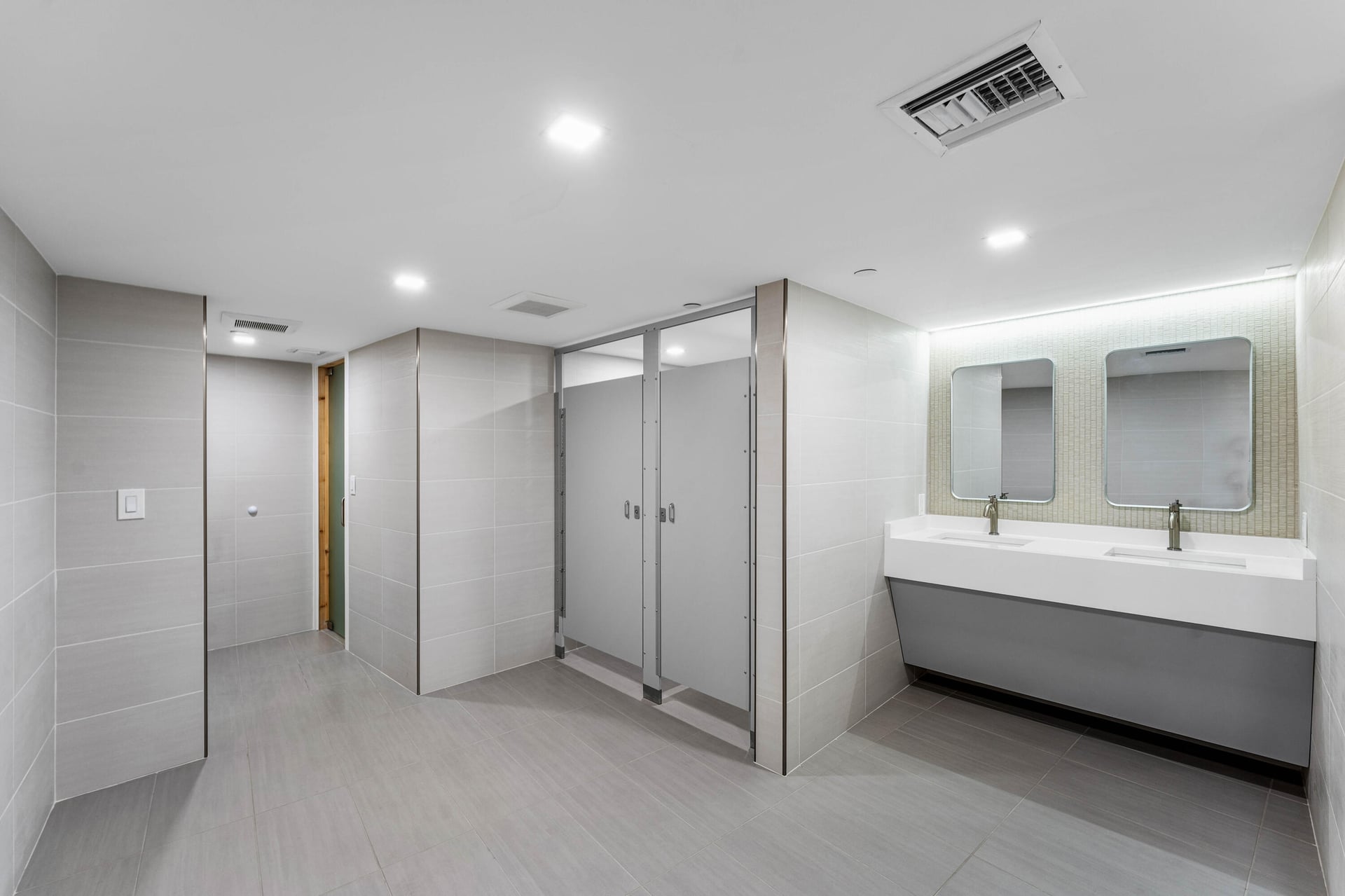 3360 South Ocean Unit 1DI photo 30