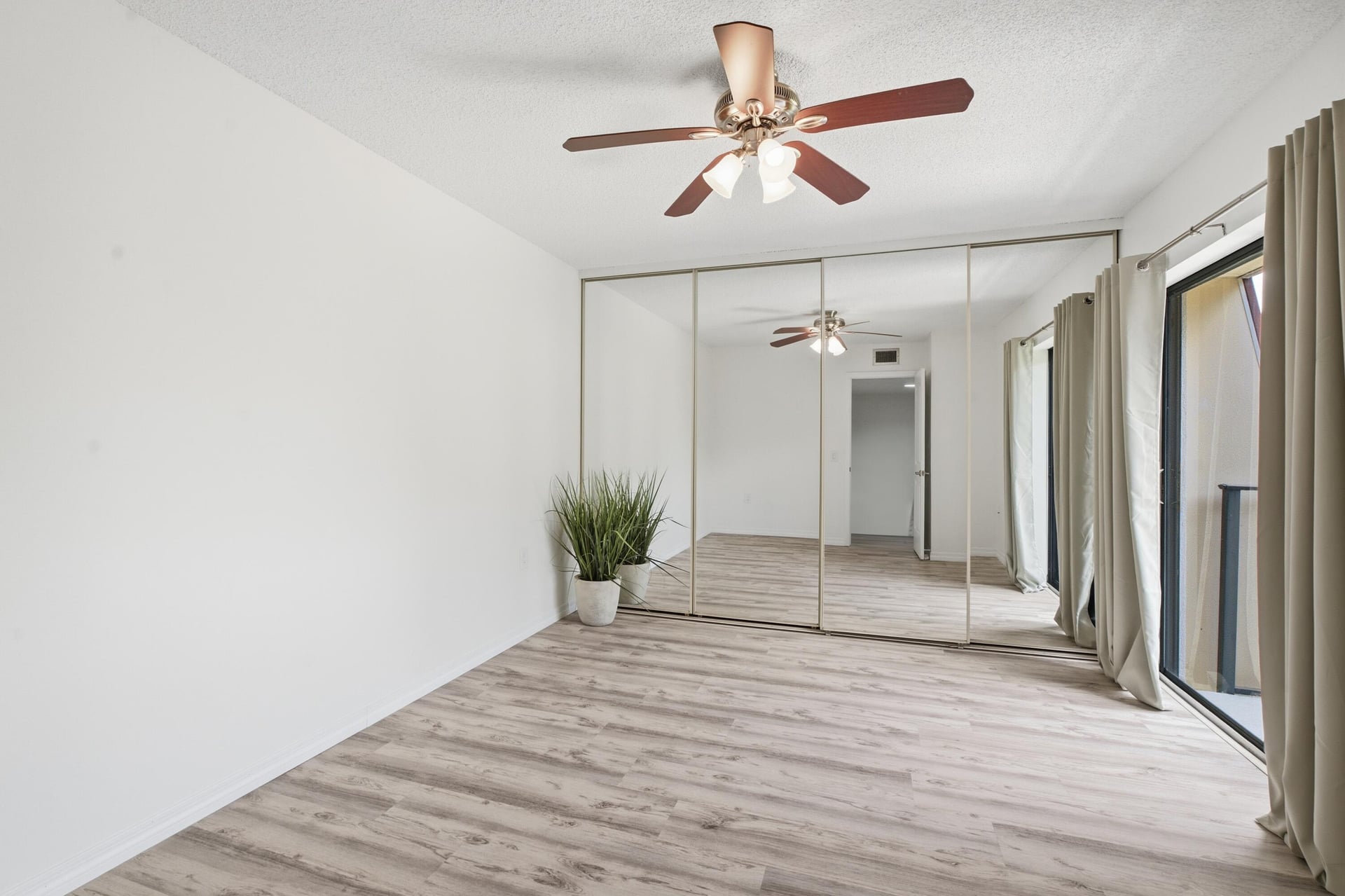 Residence photo 20