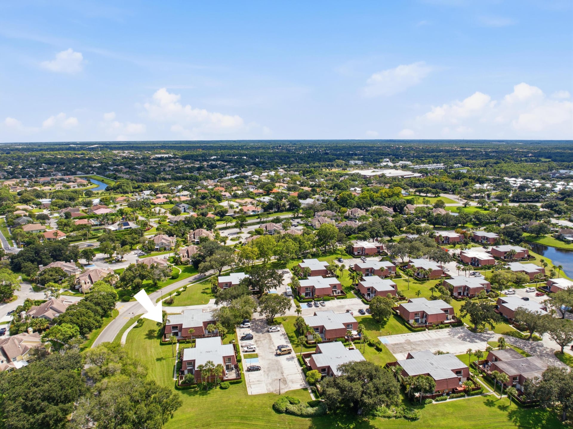 Residence photo 32