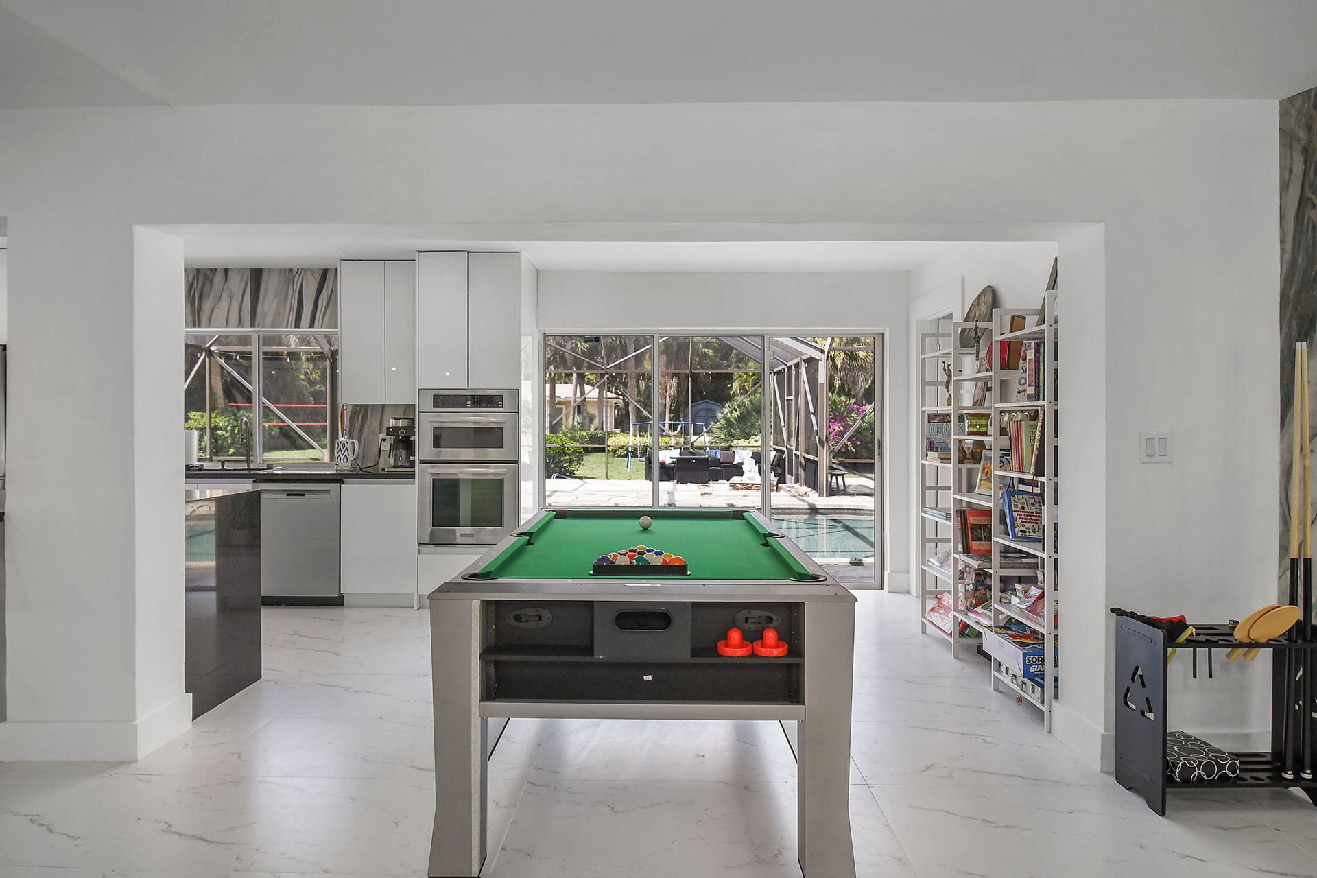  Residence photo 4