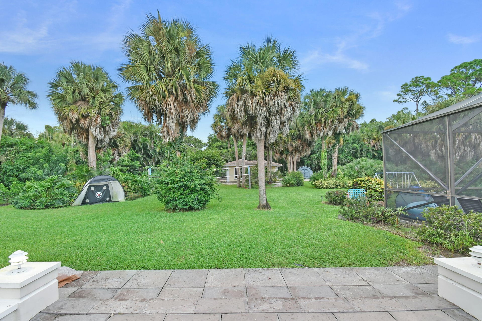  Residence photo 25