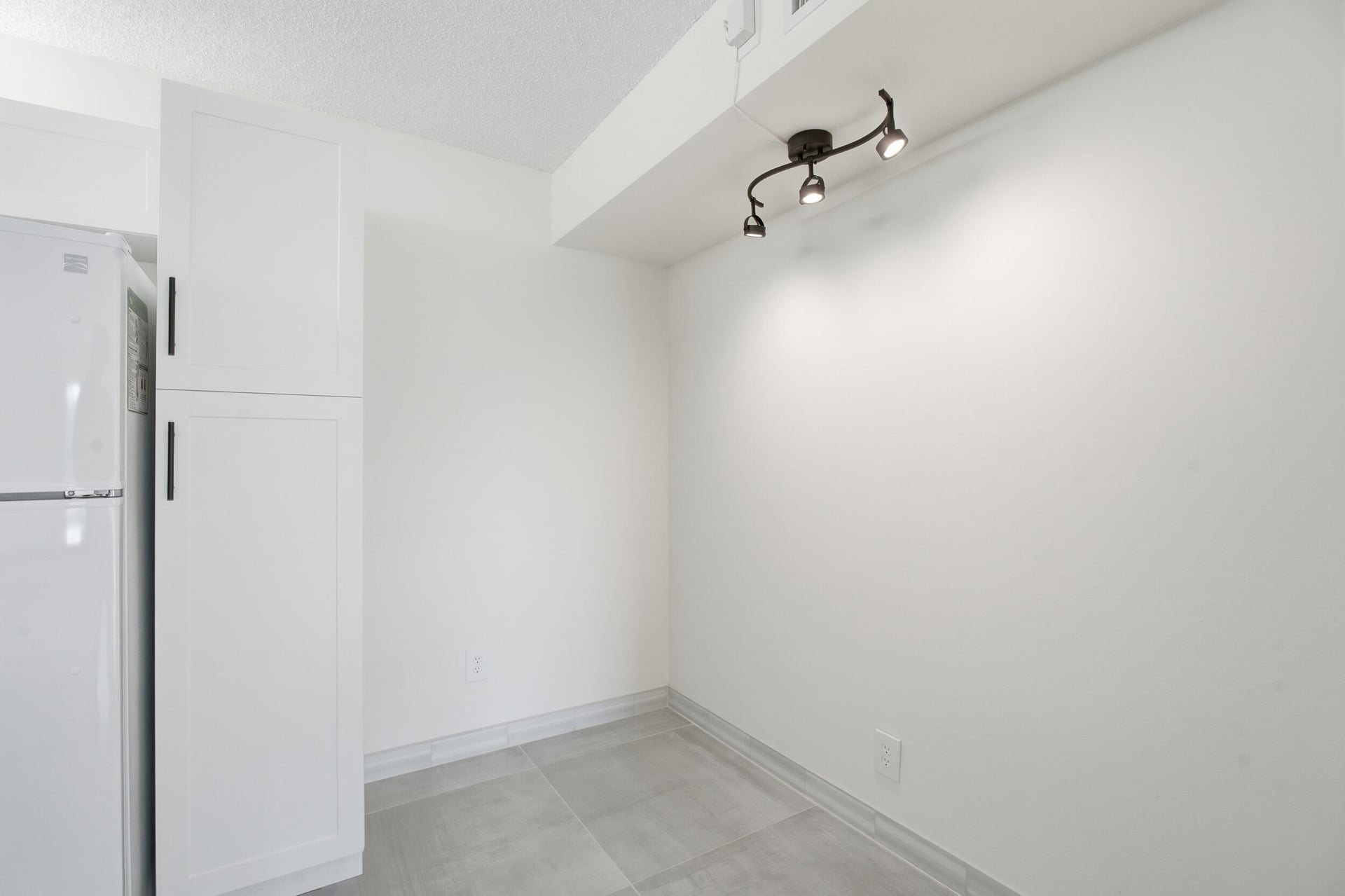  Unit 111-G1 photo 9