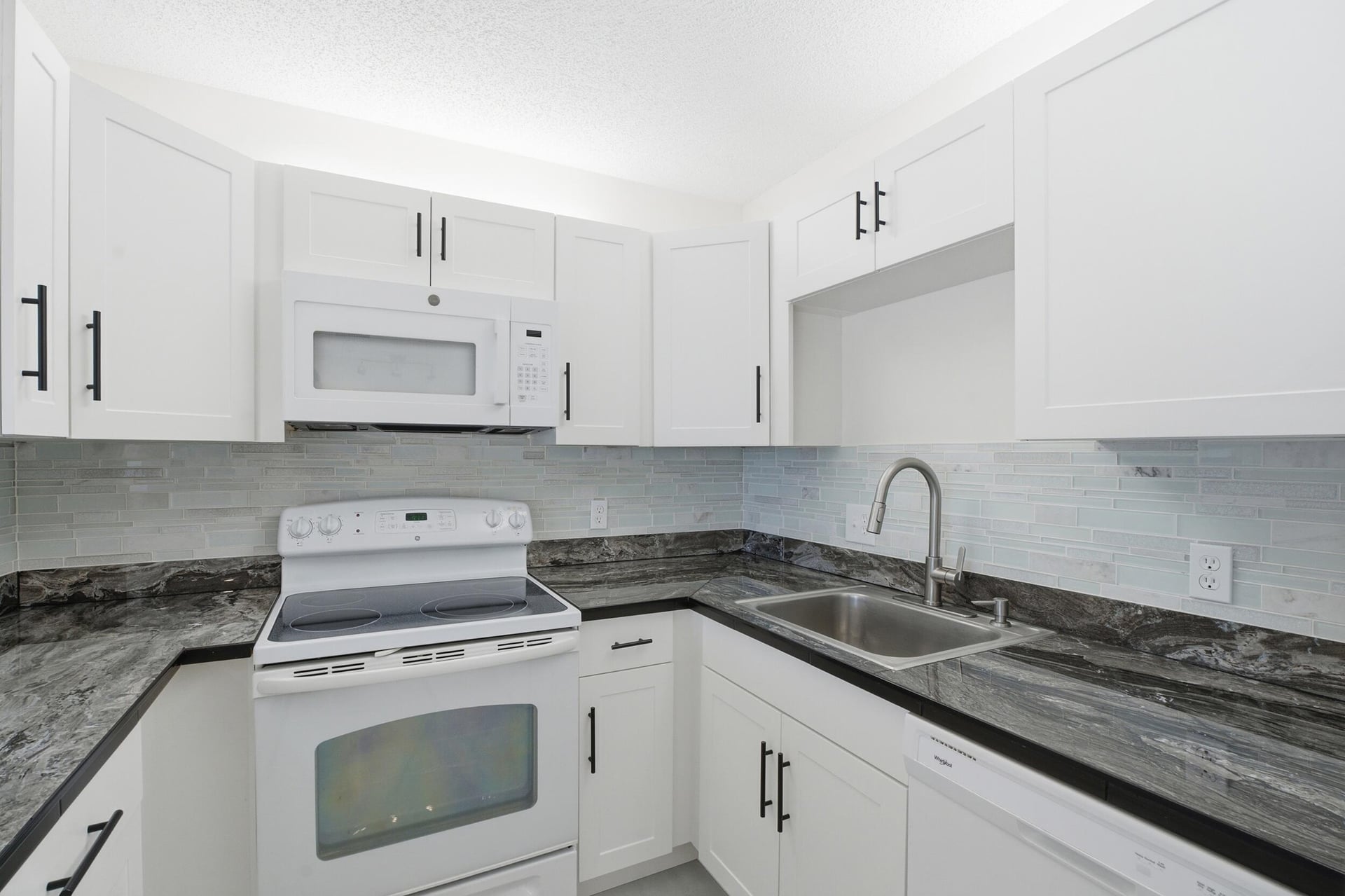  Unit 111-G1 photo 12