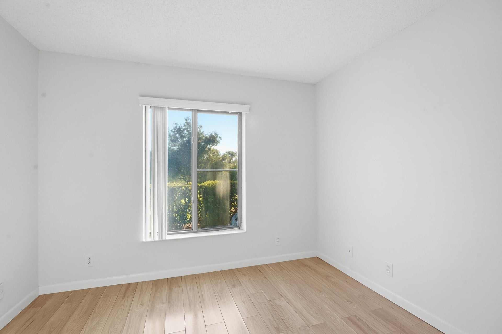  Unit 111-G1 photo 17