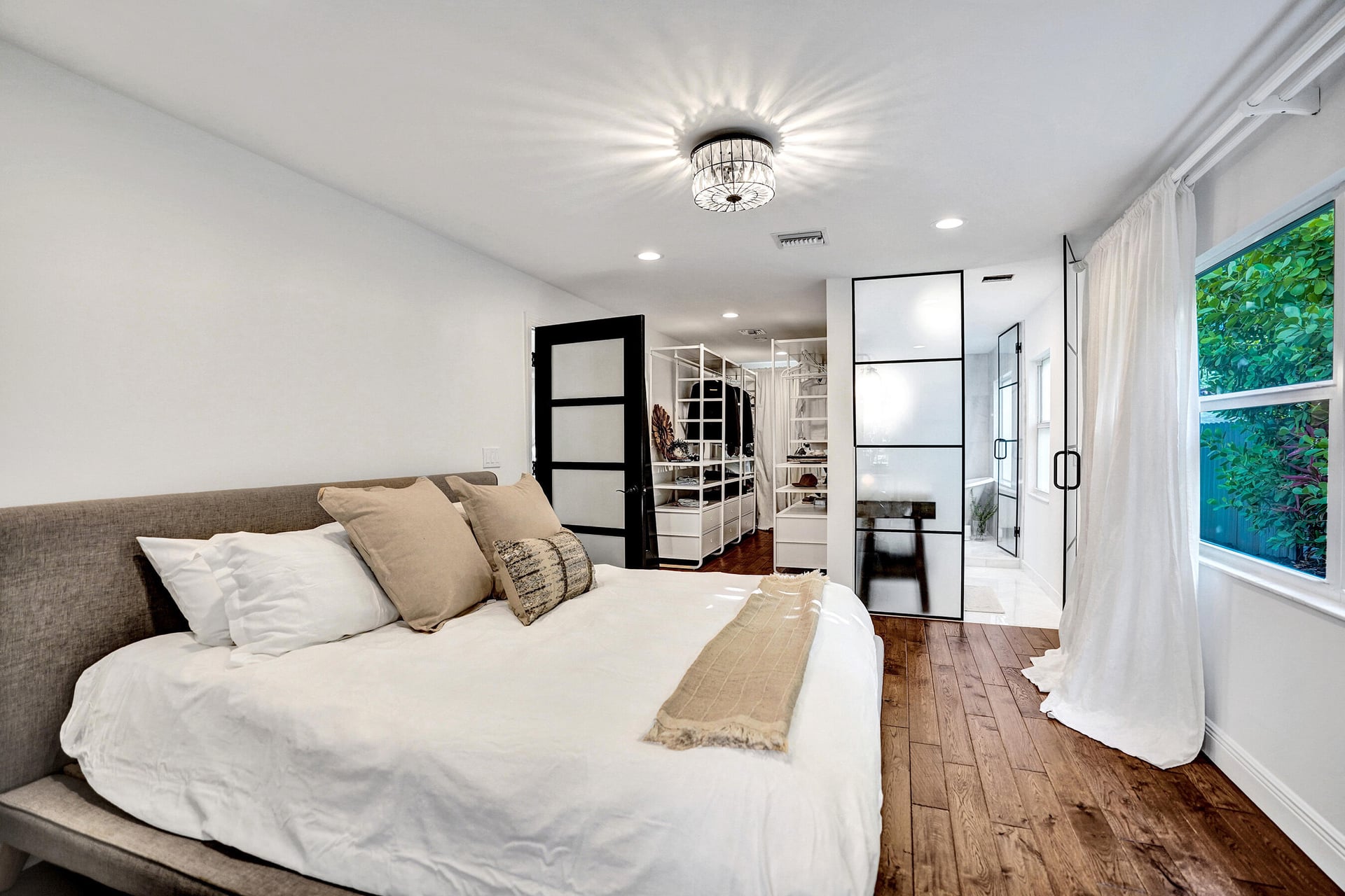  Residence photo 50