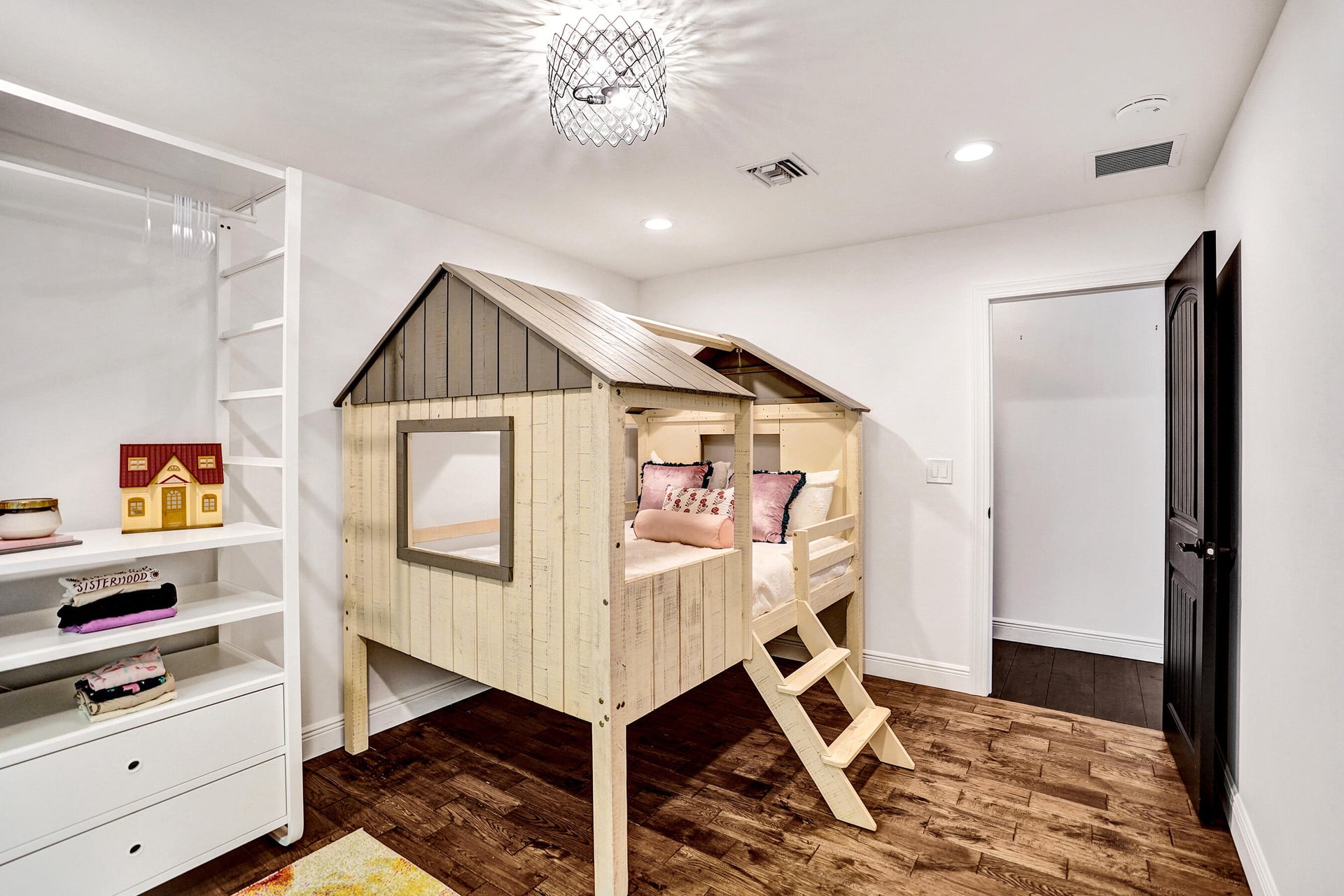  Residence photo 71