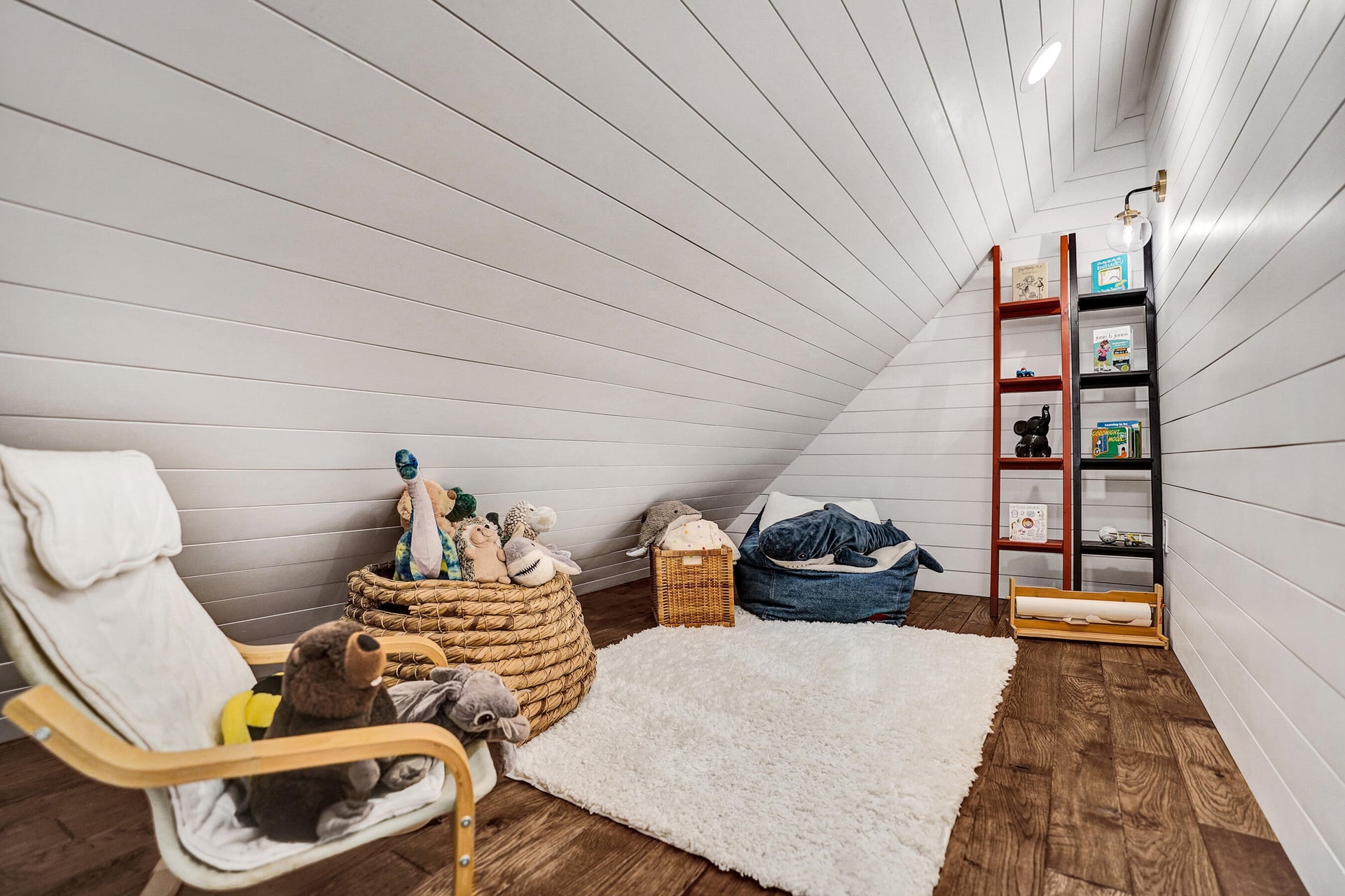  Residence photo 81