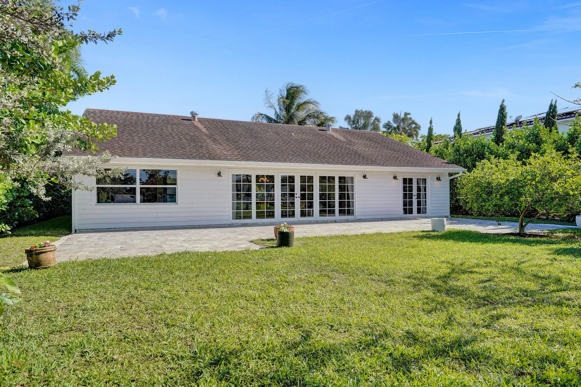  Residence photo 93