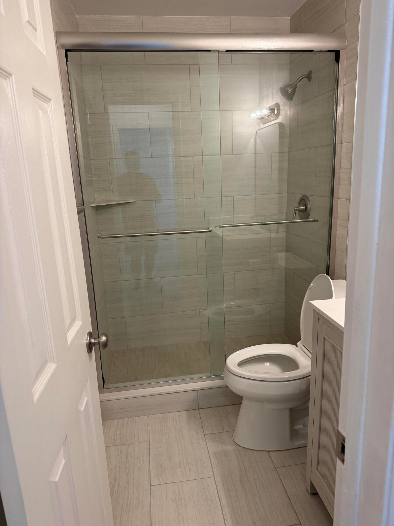 Unit 46 photo 16