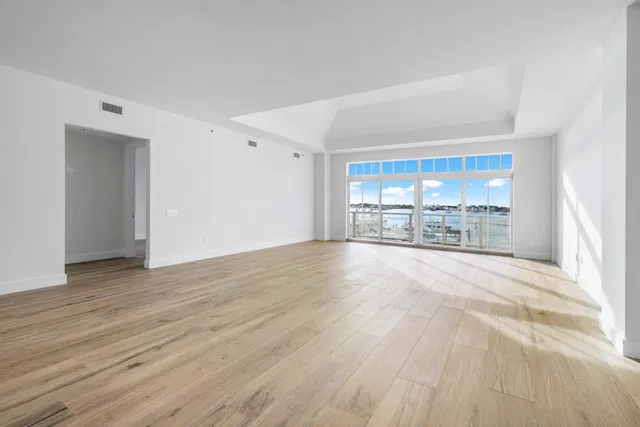 Havn Residences & Yacht Club Unit 2303 photo 4