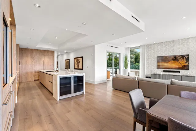 1625 Ocean Unit 11 photo 16