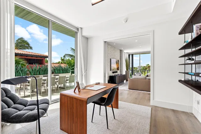1625 Ocean Unit 11 photo 23