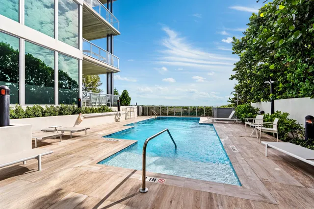 1625 Ocean Unit 11 photo 43