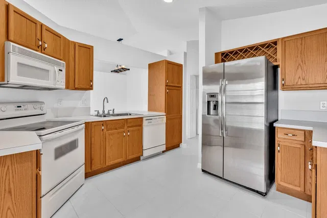  Residence photo 17