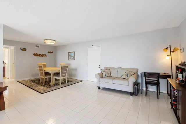 South Palm Beach Unit D-301 photo 7