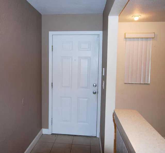  Unit C34 photo 10