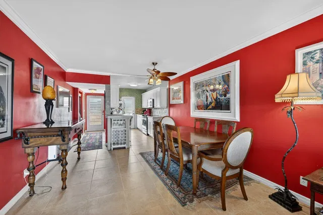  Unit 418 photo 6