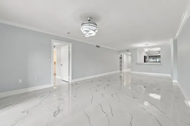  Unit 105 photo 14