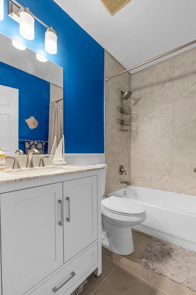 Residence photo 25