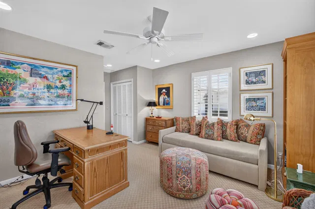  Residence photo 32