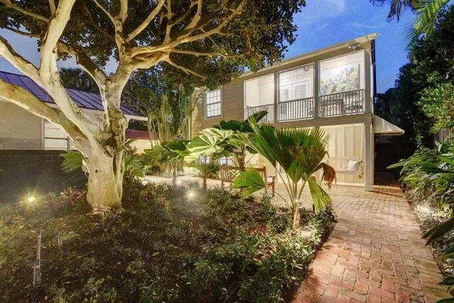 Unit Treehouse photo 3