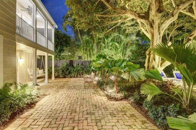 Unit Treehouse photo 10