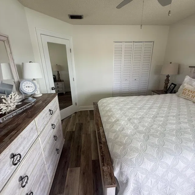 Unit 2009 photo 15